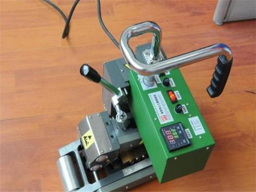 福州土工膜焊接机HDPE土工膜铺设方案